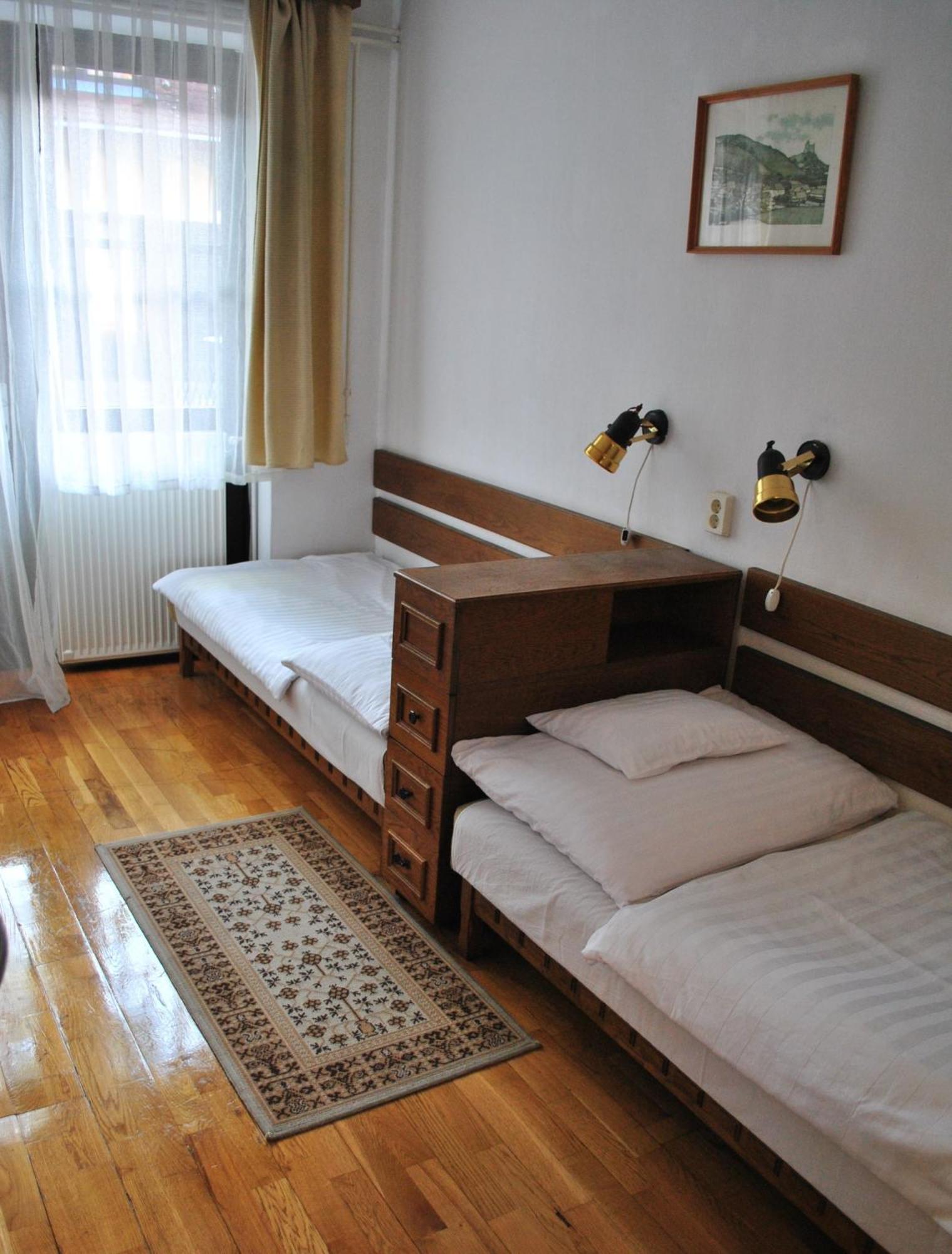 Harmonia Apartmanhaz Balatonlelle Chambre photo