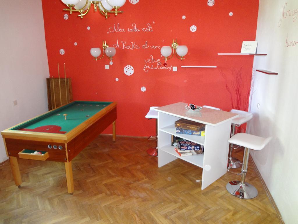 Harmonia Apartmanhaz Balatonlelle Extérieur photo